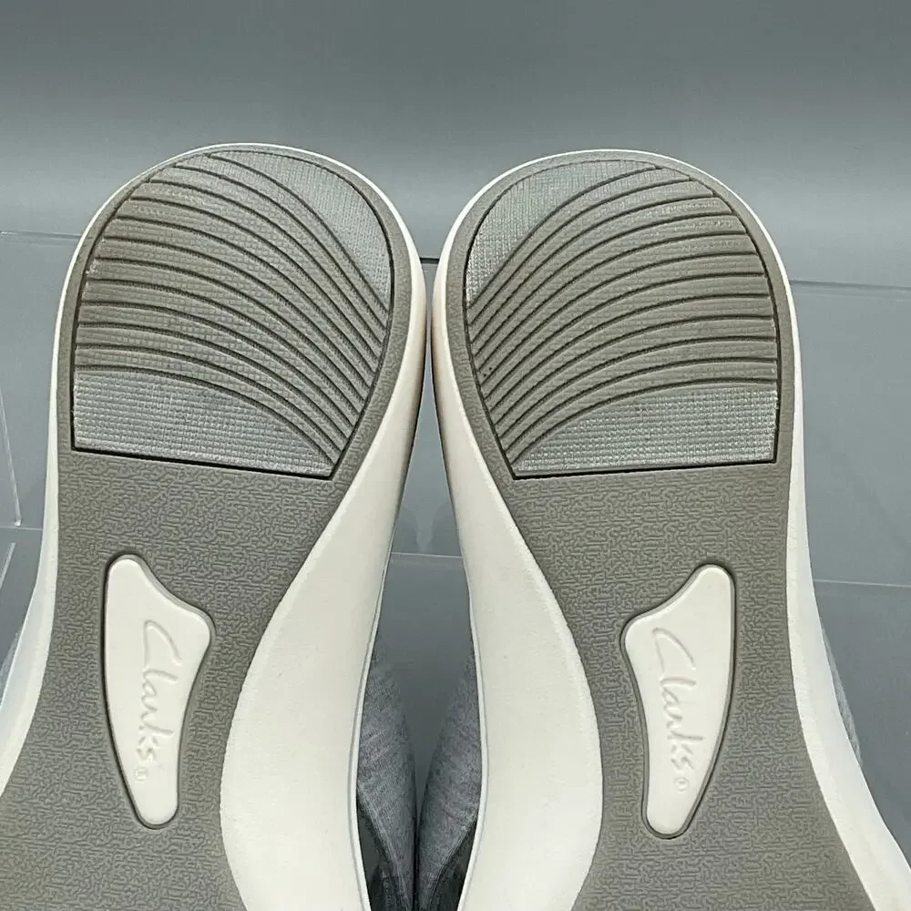 Clark’s Women’s Breeze Rae Cam Thong Slip on Sandals Light Grey Size 9M